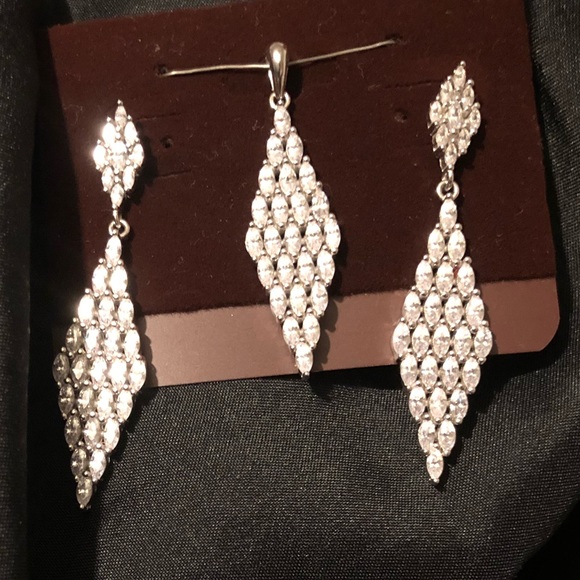 Sterling silver set - Picture 2 of 3
